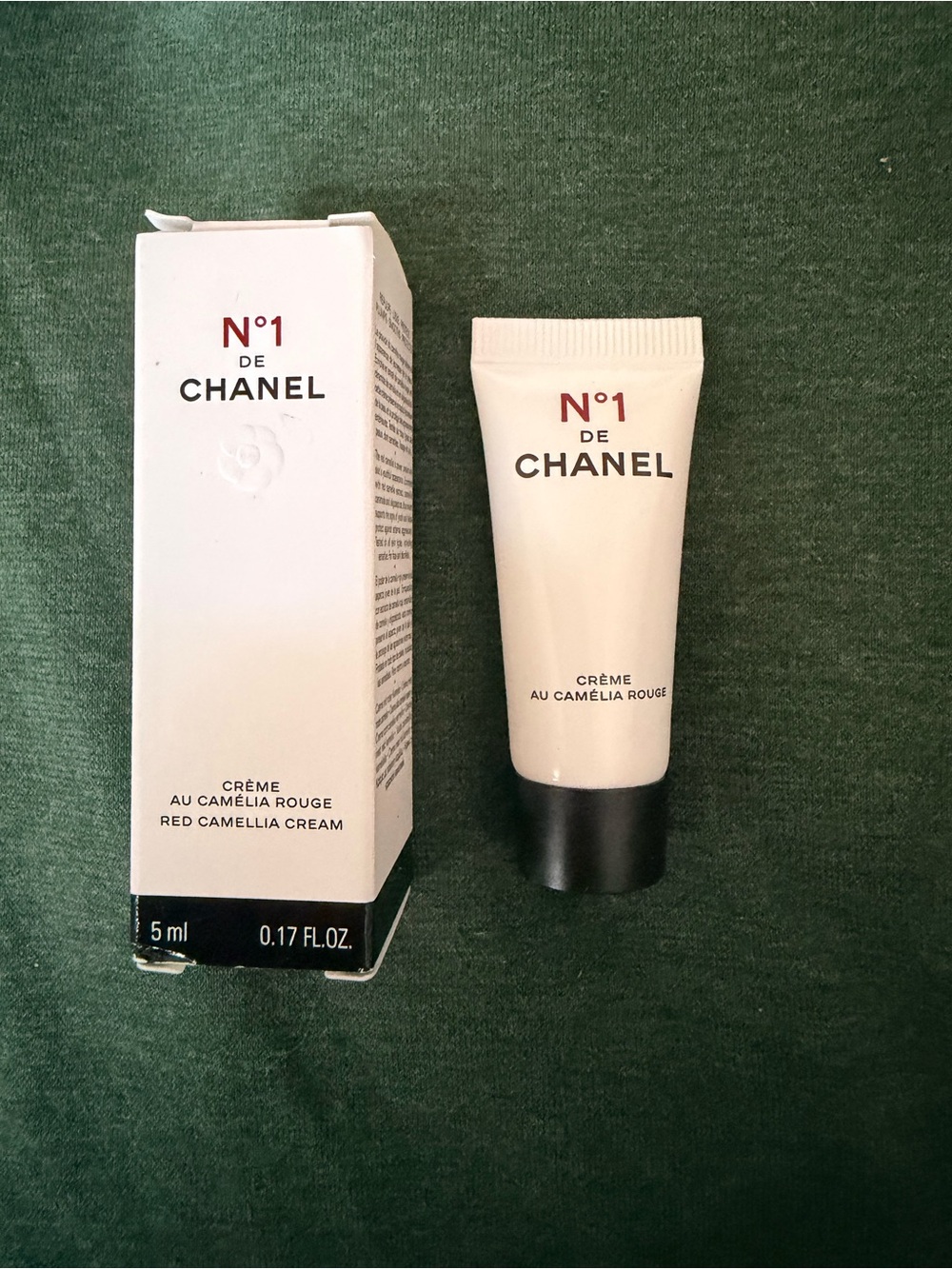CHANEL N°1 Red Camellia Cream - 5ml mini. New in box